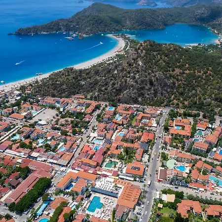 度假村 Belcehan 3*