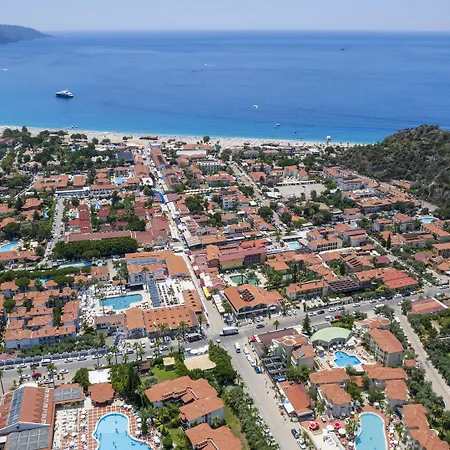 Belcehan Resort 3*